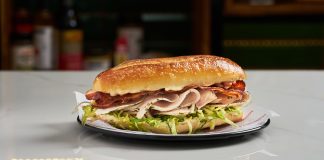 Bauman, la flamante barra sandwichera que se volvió un éxito en Belgrano bauman