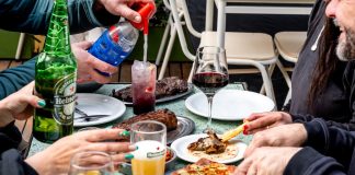 La Vuelta, la auténtica parrilla porteña que desembarca en Mataderos la vuelta