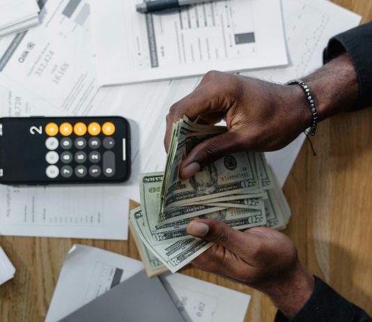 Educación financiera: la clave para ser millonario a los 50 años millonario educacion financiera