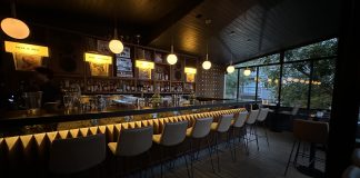 “Copas llenas de música”, un ciclo de música y coctelería en Mixtape copas llenas de musica