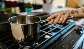 La cocina segura, eficiente y saludable se impone entre los aficionados del buen come cocina segura acero inoxidable