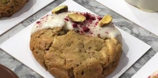 Cookie de Pistachos y Frambuesas por Gustavor Nari cookie de pistachos y frambuesas