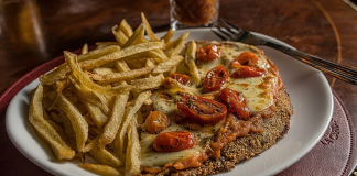 Los bodegones son grandes protagonistas en la celebración del Día de la Milanesa