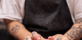 Levando abre en Colegiales y lo celebra con la visita de Fernando Mayoral LEVANDO