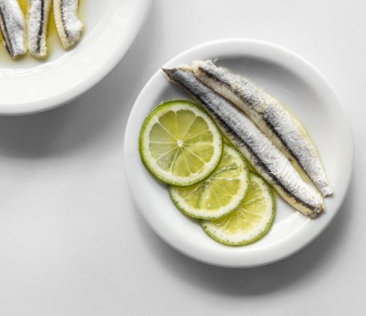 Box festivo para llevar: La Dorita y La Pescadorita presentan su menú completo con vino incluído