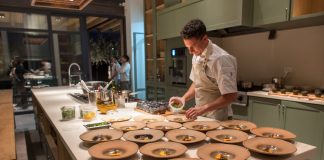 Hablemos de Servicio, el ciclo de encuentros sobre hospitalidad y oficio gastronómico de Zonda hablemos de servicio