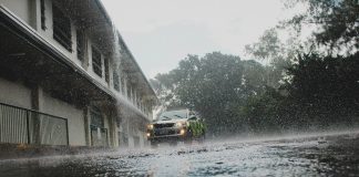 Lluvias, ráfagas y granizo: cómo protegerse frente a las tormentas de verano tormentas de verano