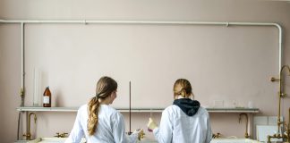 La deuda de la ciencia con las mujeres: un desafío estructural en la producción del conocimiento Día Internacional de la Mujer y la Niña en la Ciencia