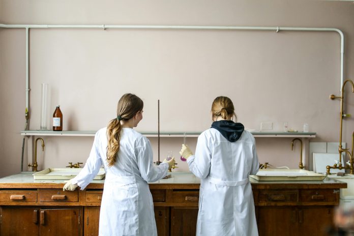 Día Internacional de la Mujer y la Niña en la Ciencia